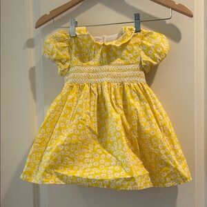Dunnes Stores Ireland Yellow Daisy collar Smocked Kids Dress puffy size 18-23M